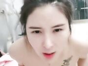 大奶妹无毛白虎口交大鸡巴主动求草浪叫03