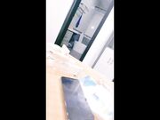 一线天无毛馒头逼 80斤新人面罩小妹