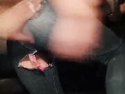 红色奶头妹子车震 牛仔裤开裆塞着跳蛋口交