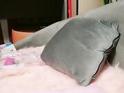 无毛女神口交假鸡巴听狼友指挥各种抽插骚穴