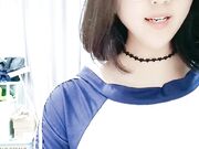 粉色奶头眼镜美少女外表甜美性格超好！张开双腿掰穴