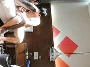 3000网约外围嫩妹 身材苗条 蜂腰翘臀小荡妇 沙发调情舌吻抠穴