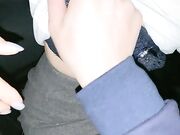 电影院白长袖灰短裙黑丝高跟深夜影院操小姐姐