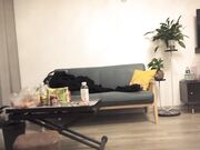 熟女探花大屌男站立深喉侧入打桩呻吟不断