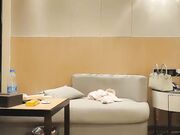 壹屌探花深夜场大奶妹子口交上位骑坐站立后入