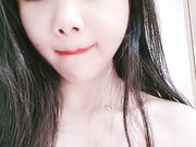 卧室中娇小老婆口交打飞机玩穴啪啪后入女上位