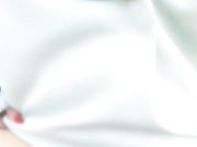 非常缺钱的乡村打工小情侣为了大哥刷礼物大白天跑到郊外上山废弃的凉亭野战直播干完在尿尿给大家看对白清晰