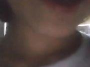 颜值不错的美女趁夜里没有人在集体宿舍的澡堂里直播洗澡逼逼粉嫩粉嫩的