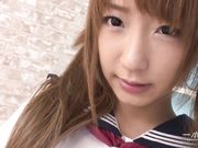 美しくて美しい女性は違って見える