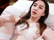 杨颖性感白丝为你服务 白丝网状好似婚纱