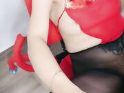 出差开房看黄漫打飞机 没想到酒店居然有和服女仆自动上门服务1