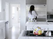 巨乳荡妇在邻家男孩的肥鸡巴上弹跳紧致肛门