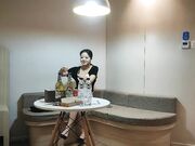 深夜找的高端外围女 颜值不错长发女神跟小哥床上玩69舔逼口交