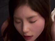 风骚女友眼神含情脉脉的口交后入