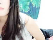 胖猪把好白菜给拱了 猴急脱了摩擦外阴进出抽查无套啪啪 射一肚子