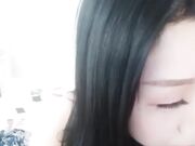 白嫩少妇在家跟老公啪啪 非常乖巧听话让老公玩逼道具抽插 深喉口交大鸡巴