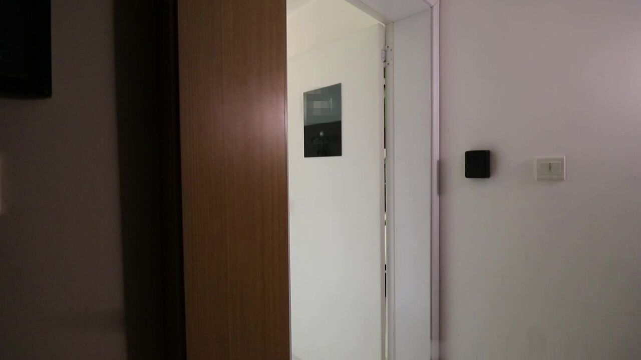 极具反差感留学生 极品美腿模特身材面具女