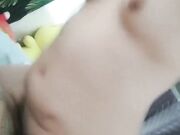 居家小少妇刚刚洗漱完就埋首于胯下舔鸡巴 主动上位抽插 压在身下无套摩擦