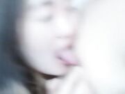 骚少妇露脸与炮击激情啪啪 看着真刺激露脸深喉大几把 炮击抽插骚逼还让男主舔逼