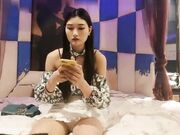 高质量性感御姐在酒店和中年男人做爱 服务态度太好了 不停玩弄态度鸡巴 非硬不可