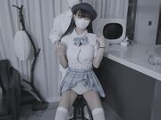 白丝JK学生妹出卖身体，被金主多体位无套爆操内射