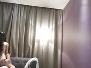 蜡笔老公专攻足浴按摩勾搭技师 双飞完留下一个妹子好兄弟来操