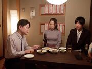 蛮横上司的献身人妻兔女郎1