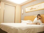 换妻探花两对夫妻玩玩游戏后开操