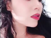 极品窈窕女神全程主动奸茎 爽到颤抖弓腰退枪杆 这小白虎太能榨精 感觉被强