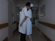 尽管已订婚 却无法抗拒渣男的诱惑 疯狂展开的NTR住院生活1