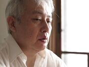 痴迷大叔的巨乳女孩与体液交融的疯狂同居生活3