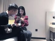 探花黄先生上场甜美妹子没想到是这么骚的人
