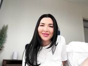 兄妹乱伦档案 火辣的妹妹已经沉迷于我的大鸡巴了