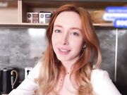后妈玩继子巨乳肥臀无套后入到喷潮