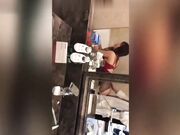 推特泄密富人圈调教网红骚逼花钱就是玩刺激 灌肠喷射