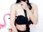 粉嫩骚逼自慰情趣内衣热舞