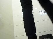 厕拍妹子看起来都很清新