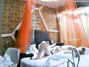 被早泄男操美女看来有点不满足