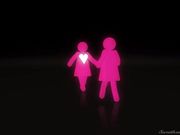 戴上假阴茎操金发美女的家庭主妇