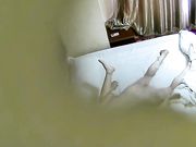 光头哥口活了得把妹子舔的欲火焚身