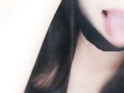 小骚逼露脸被大哥捏着奶子吃奶