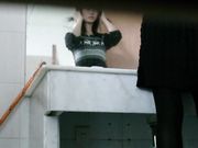 真实偷拍 零距离接触清纯学生美美