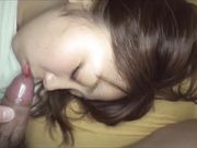 逼逼粉嫩的美女大学生约会网友被迷倒无套内射一穴白浆