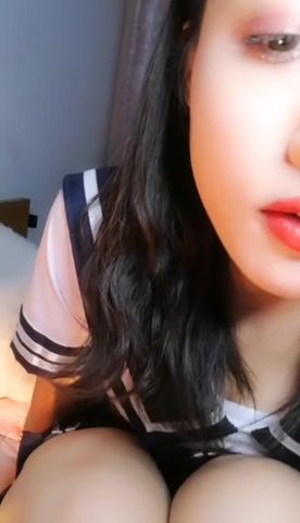 疯狂的学妹露脸制服黑丝情趣水多叫声浪