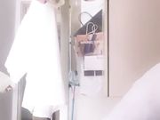 大学巨乳妹子宿舍直播揉奶自慰淫荡的不行