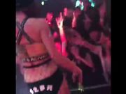 没去过的可以看看酒池肉林多么辉煌KTV自拍
