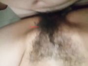 小夫妻约男同事家中一起玩3P,迫不及待抱起他老婆先在餐桌上干