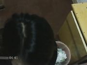 城中村嫖妓转悠了半天还是觉得穿风衣的妹子漂亮跟她进房来一炮1080P高清双视角拍摄