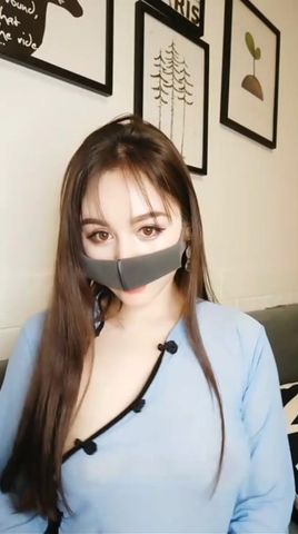 气质大美女，穿着透明古装服饰诱惑露出大奶子2