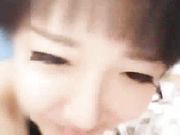瞳孔大美女首次手机直播操逼内射.